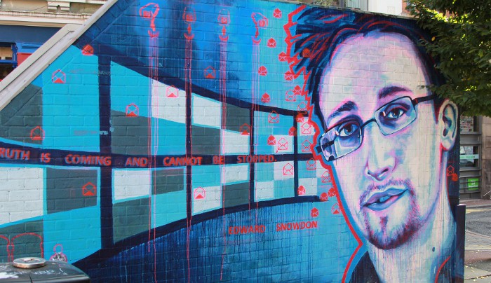 Edward Snowden: «en España se vulnera la privacidad de los usuarios»