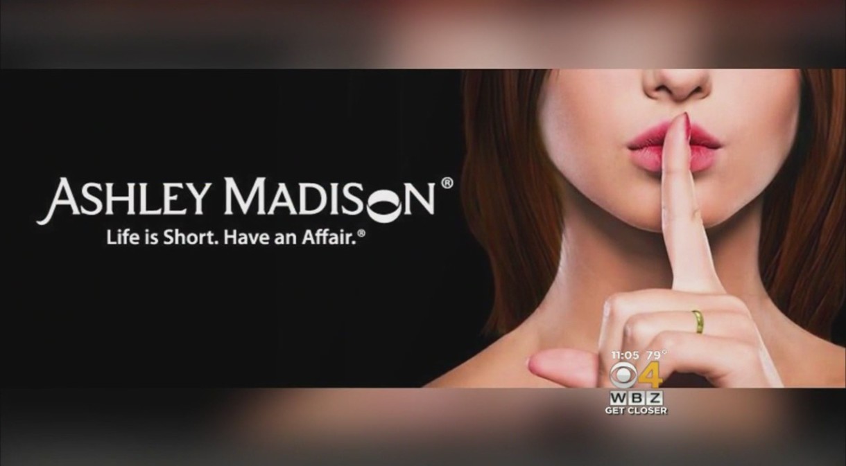 Ashley Madison ofrece dinero a los usuarios afectados