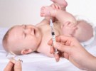 Los padres que se niegan a vacunar a sus niños de tos ferina les ponen en riesgo