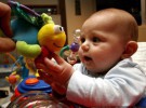 Del llanto a la onomatopeya, el lenguaje del bebé su primer año