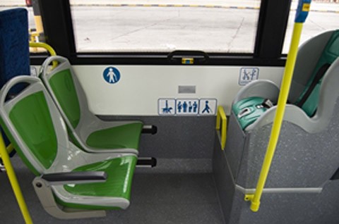 La EMT incorpora sillas de bebé en sus autobuses
