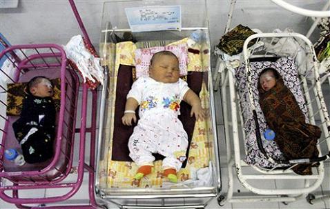 Nace un bebé de más de 5 kilos en Rusia y no es el único