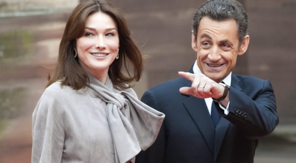 Carla Bruni y Sarkozy padres de una niña