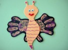 Manualidades infantiles: Mariposas con alas en forma de manos