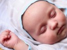 Las cosquillas, claves para mantener la vida de un bebé