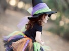 Disfraz casero para Halloween: Bruja colorida