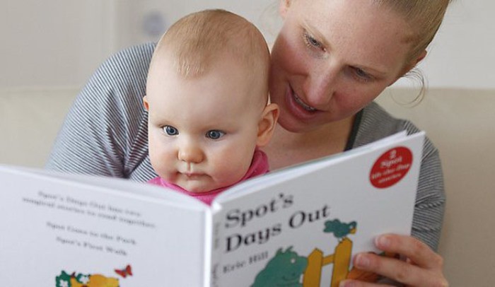 Leer a los bebés les activa el cerebro