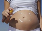 Tomar el sol en la tripa embarazada ¿es bueno?