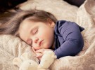 Los bebés no deben usar la almohada para dormir hasta los dos años