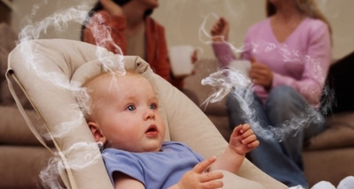 El tabaquismo pasivo es maltrato infantil, según los médicos