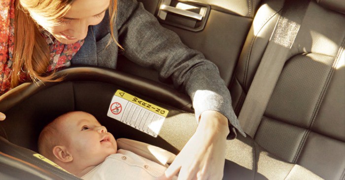 Seguridad del bebé en el coche