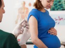 Vacunar a las embarazadas contra la tos ferina para proteger al bebé