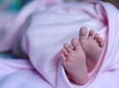 Reino Unido, el primer país que autoriza gestar bebés con tres padres
