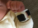 Inventan un brazalete que evita la muerte súbita en los bebés