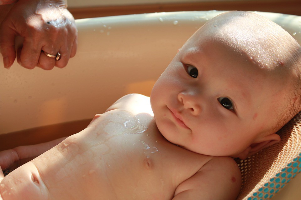 Todo lo que debes conocer acerca de la cosmética natural para bebés