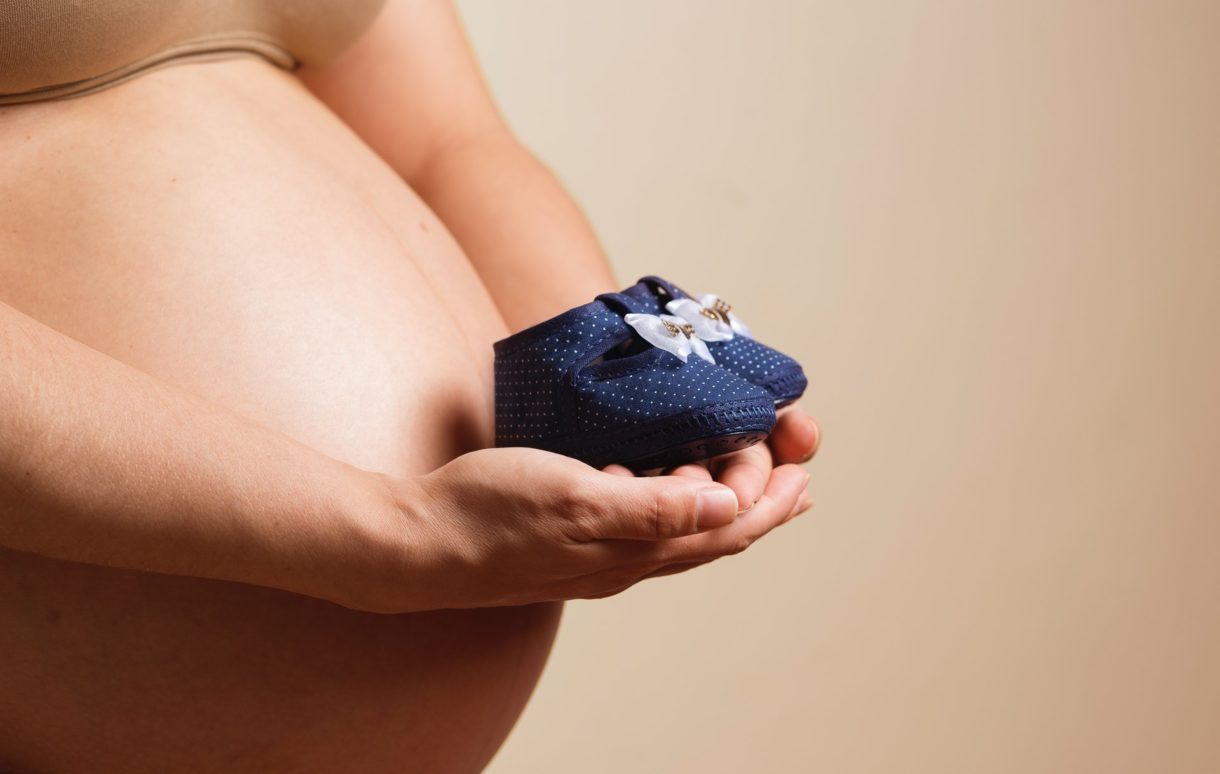 Embarazo críptico: qué es la negación del embarazo