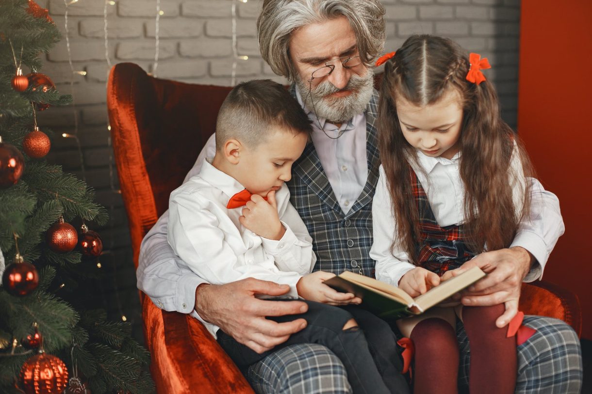 7 consejos para leer cuentos de Navidad a niños de 3 años