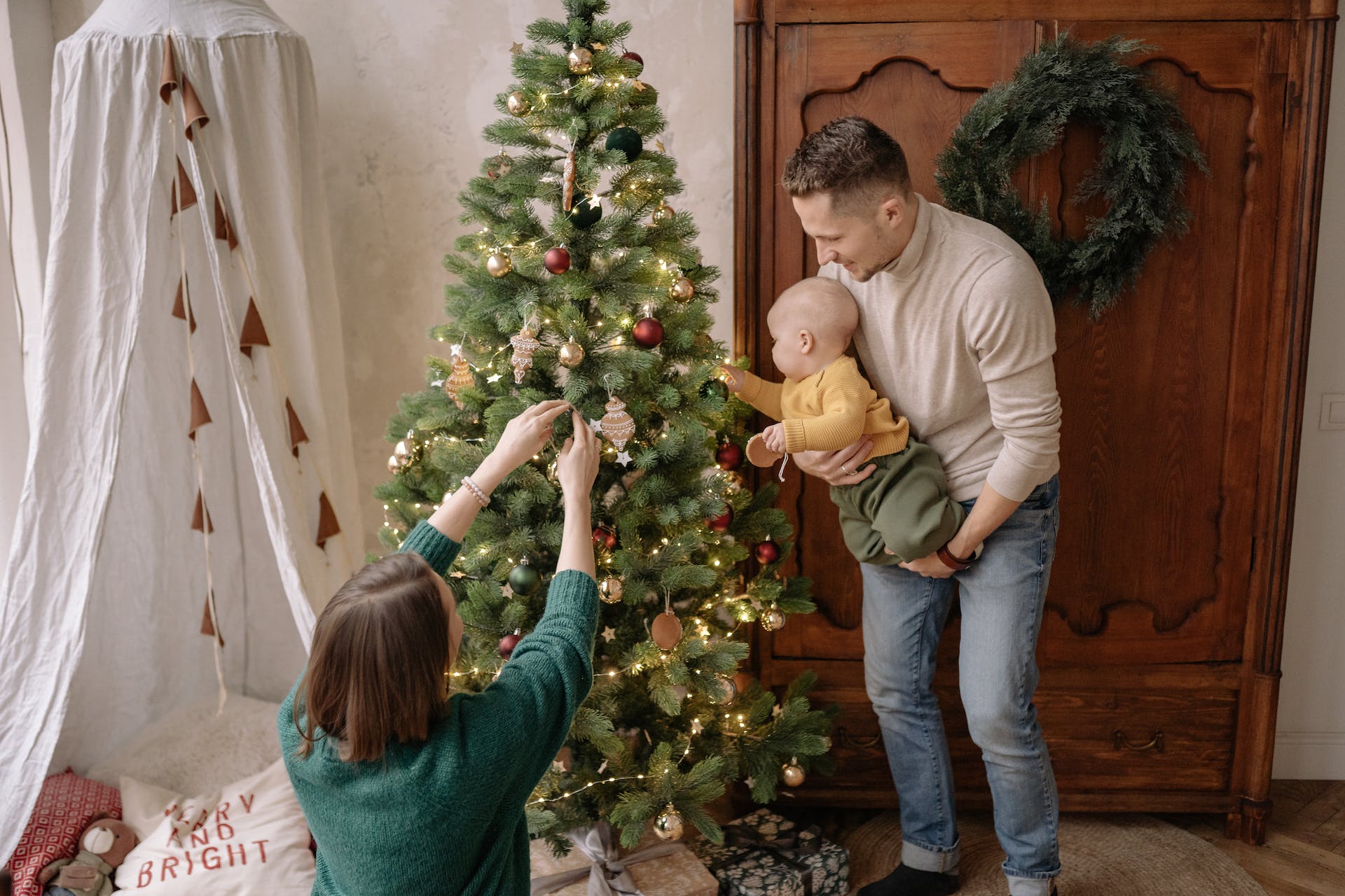 Tendencias De Crianza En Navidad En Familias Con Ninos Pequenos