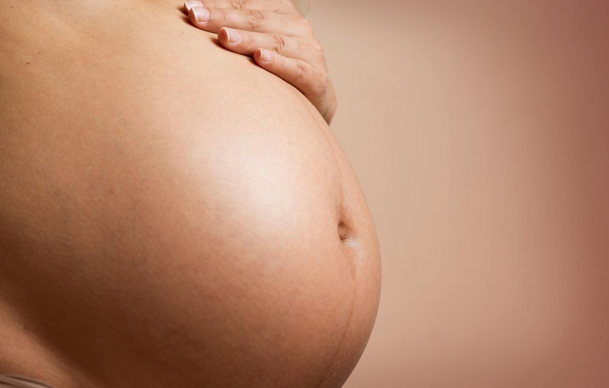 6 emociones frecuentes ante un embarazo sorpresa o inesperado