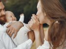 Cómo elegir el nombre del bebé: 6 tradiciones para inspirarte