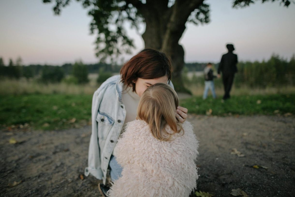 Vínculo entre madres e hijas: cómo evitar una relación absorbente